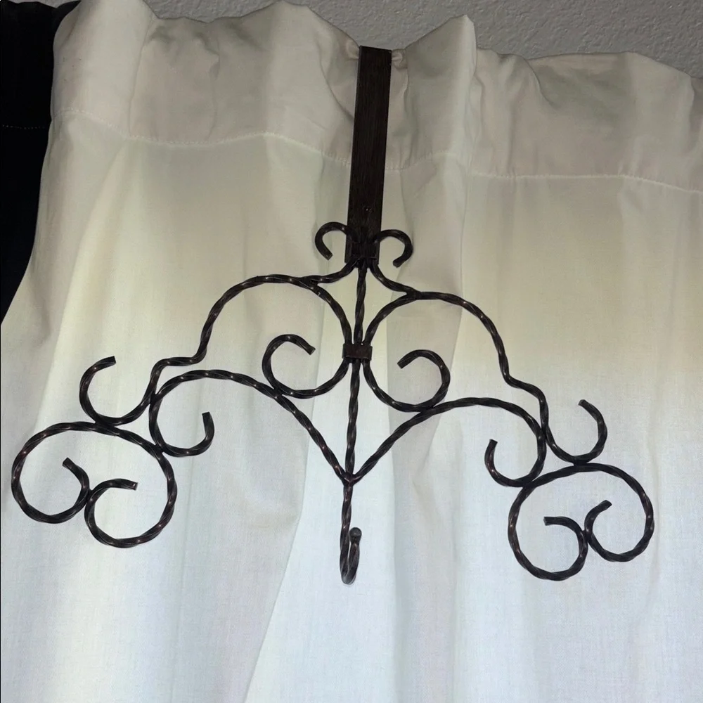 Antique bronze Decorative over the door Metal Hook/hanger